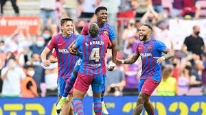 足球队的一 足球队的一